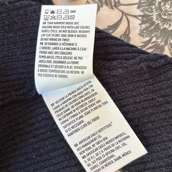 AE Jegging Fit Sweater - Picture 8 of 8